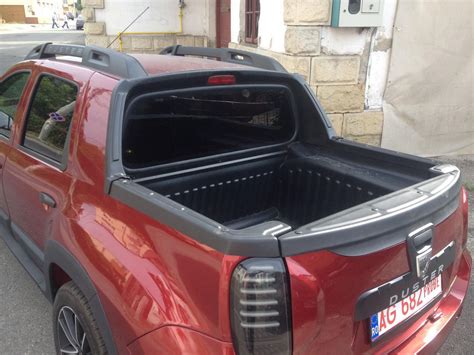 La marque roumaine lance une version utilitaire de son suv sur son marché national. Dacia Duster Double Cab pickup snimljena u Rumuniji | Auto ...