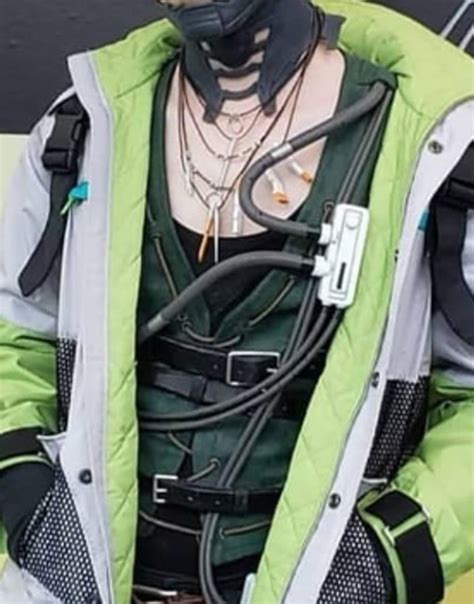 Either 12,000 or 750, or by buying the champion edition. Apex Legends Season 3 Crypto Vest - Apex Legends Vest
