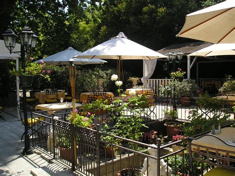 Are your favourite kitchen nightmares restaurants open or closed? St Remy de Provence | Italian restaurant | Peter | Flickr