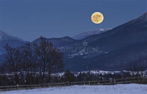 Full Moon Rise Over Mountains Stock Image Image Of Moonrise
