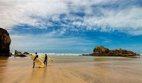 Perranporth Beach Surfing Beach Cars Surf Beach Cornwall Surfing