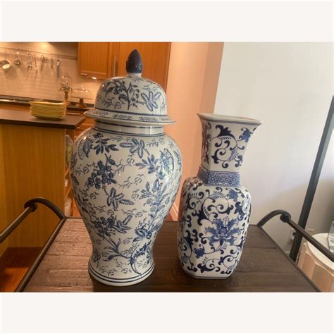 Chinoiserie Set Of Vases Aptdeco