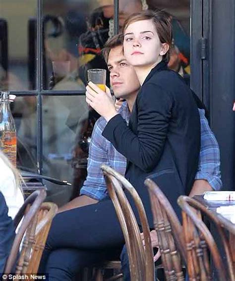 Emma roberts filmography including movies from released projects, in theatres, in production and upcoming films. 10 Facts About Johnny Simmons - "The Late Bloomer" Actor ...