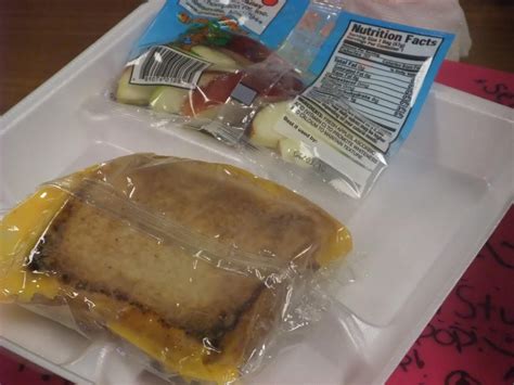 Whats For School Lunch Usa School Lunch Grilled Cheese And Apples