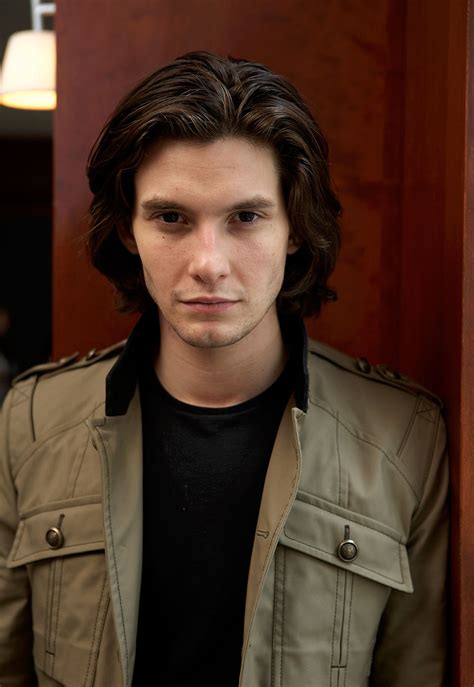 In photos exclusive to e! Poze Ben Barnes - Actor - Poza 11 din 99 - CineMagia.ro