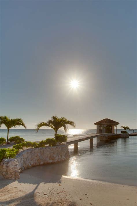 Best Placesto Spend Christmas Coco Beach Resort In Ambergris Caye