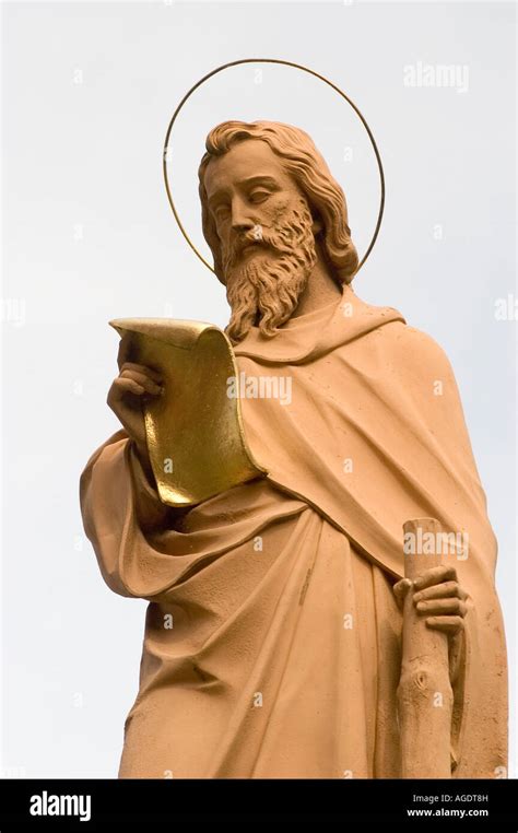 Judas Statue Fotos Und Bildmaterial In Hoher Auflösung Alamy