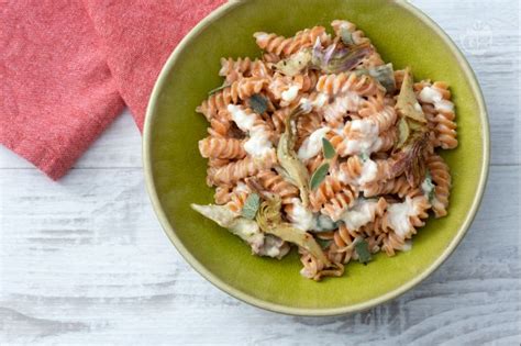 Scopri tutti i nostri prodotti bio ed ecologici! Ricetta Pasta di legumi con crema di formaggio e carciofi ...