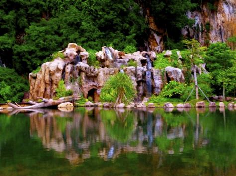 The banjaran hotsprings retreat provides a luxury wellness retreat in ipoh malaysia. The Stunning Banjaran Hotsprings Retreat in Malaysia