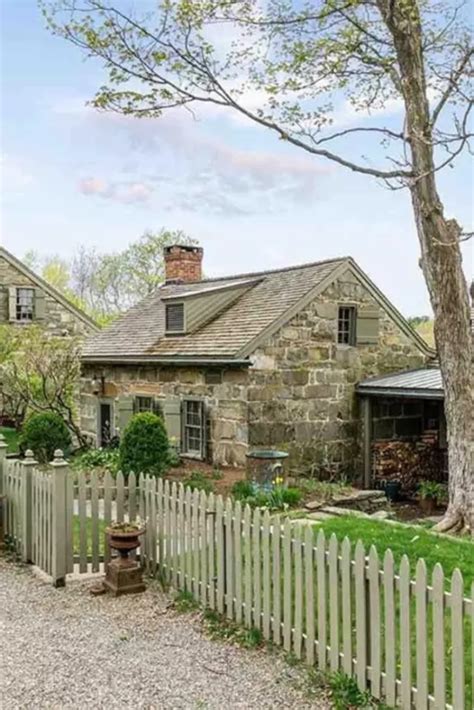 1700s Stone House In Esopus New York — Captivating Houses Stone