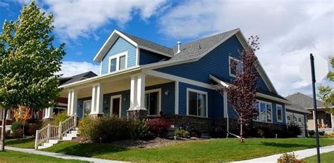 Maybe you would like to learn more about one of these? blue siding homes | Vinyl Siding Contractor | Install ...