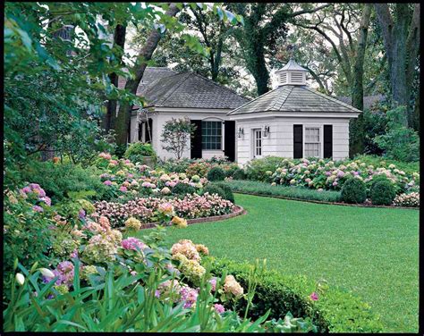 Keys to a Beautiful Garden | Southern Living