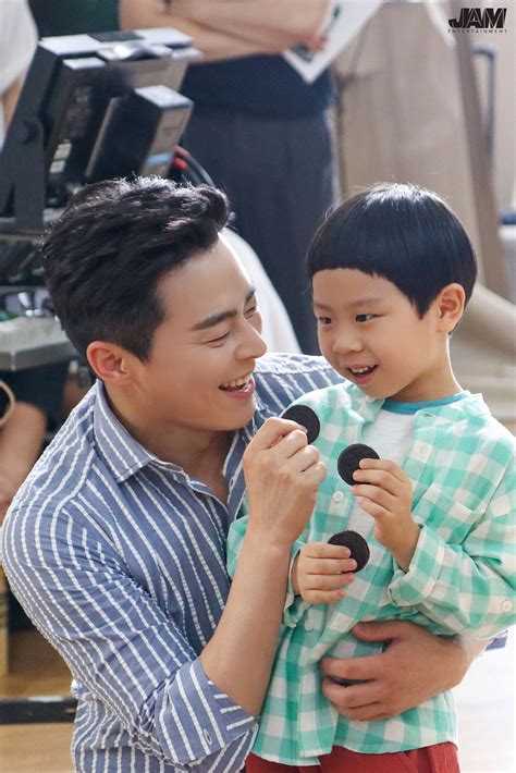 “Hospital Playlist 2” Child Actor Kim Jun Reveals His Most Memorable