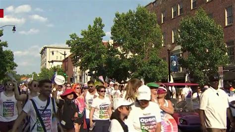 crowds celebrate love with the capital pride parade in dc nbc4 washington