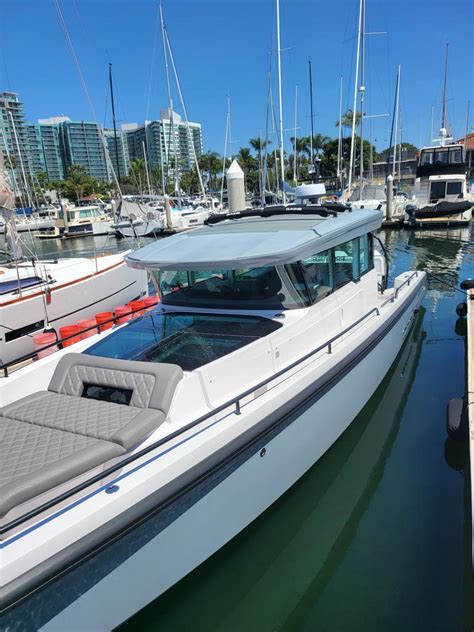 2021 Axopar 37 Xc Cross Cabin High Performance For Sale Yachtworld