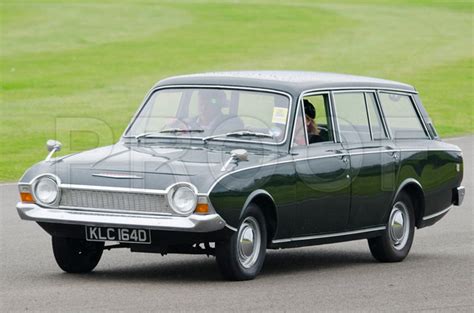 Bonzer Photos Goodwood Revival 2011 Ford Centenary Ford Corsair Estate