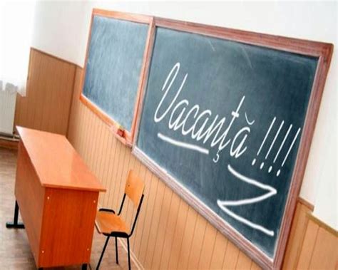 Sunt multe perioade disponibile, asa ca daca. VINE VACANTA! Mai sunt 5 zile de scoala pana la vacanta de ...