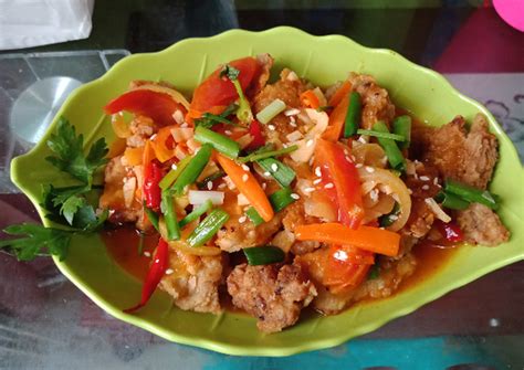 Hasilnya, seporsi hidangan ayam saus tiram dengan tampilan dan warna yang cantik siap memanjakan lidah keluarga. Resep Ayam Kuluyuk Saus Asam Pedas Manis oleh Rosita Asari ...