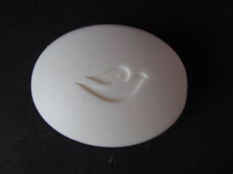 A beauty bar suitable for everyday use on face, body and hands. review of beauty products: review of "CREAM BEAUTY BATHING ...