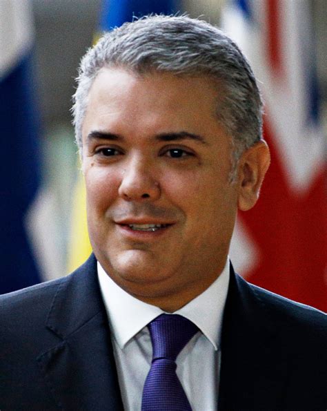 Iván duque, presidente de colombia, en posesión de tito crissien como ministro de ciencia. ¿Podría Petro reclamar la Presidencia de Colombia? | CNC+ ...