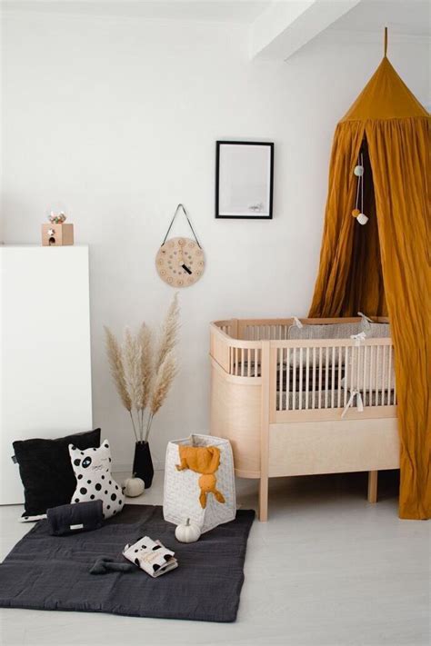 Das können zum beispiel schubladen als zusätzlicher stauraum unter dem bett. Linen Canopy Caramel | Kid room decor, Nursery canopy ...