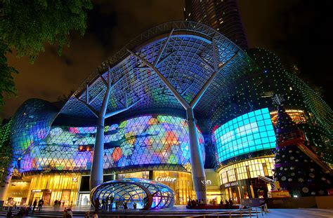 5 Best Shopping Cities In The World