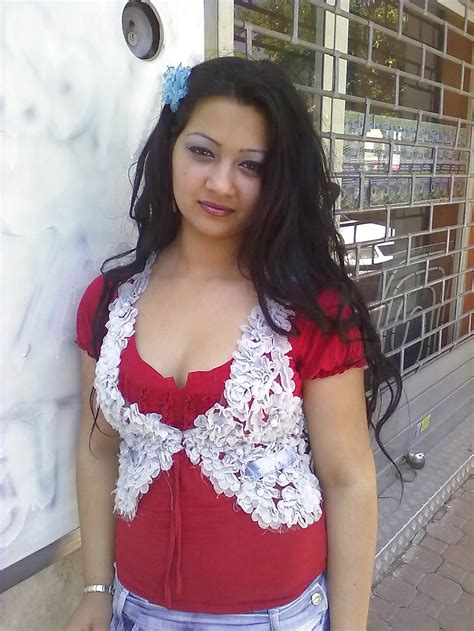Rumaenische Hure Romanian Prostitute Hooker Bitch Photo