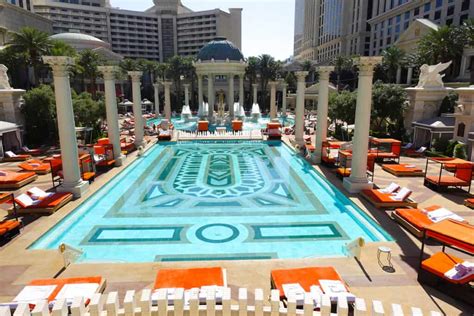 Caesars Palace Pool One Of The Best Pools In Las Vegas Cloud