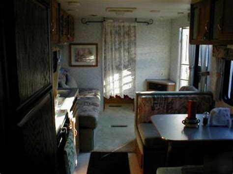 The visit is the sixth episode of the seventh season of er. 1996 chateau 2000, 30' travel trailer 1996 clean chp