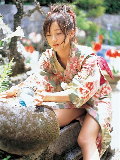 model cantik jepang dg kimono gadis model pinterest kimonos and models