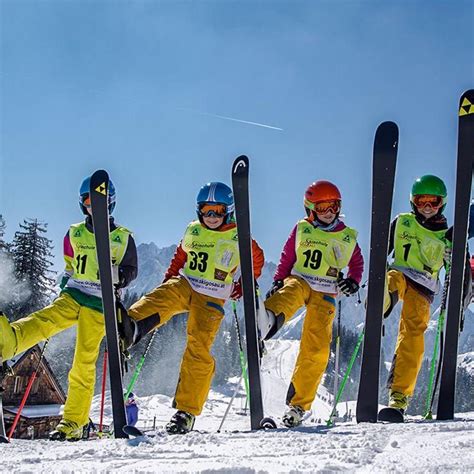 Bettina plank is an austrian karateka. Skischule Gosau in Gosau | kids welcome