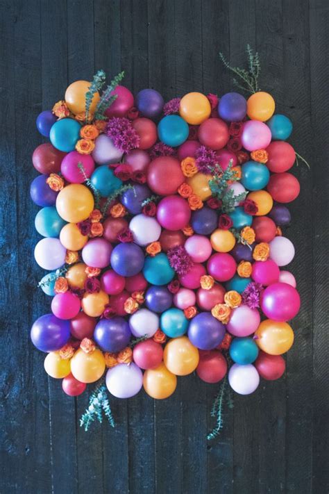 Baby shower flowers and balloons. Baby Shower Decor: 12 Unexpected (& Easy) Balloon Ideas