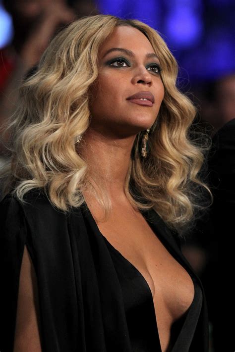 As the video goes on, tina slowly unveils the mystery of beyonce's real hair by panning the camera down to show that her brown tresses stretch all the way. How to Be a Better Blond, From the Colorist Who Got ...
