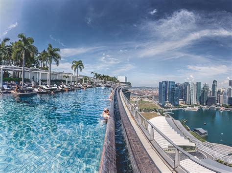 What food & drink options are available at marina bay sands? The best rooftop pools around the world - Business Insider