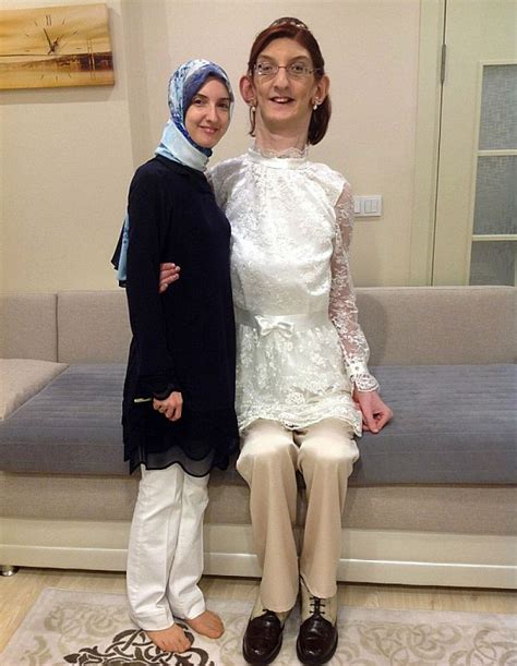 Meet Rumeysa Gelgi Worlds Tallest Teenage Girl News
