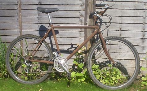 Always use quality products when cleaning and ensure that your is thoroughly dry. bicycles refurbished: RUSTY BIKE (scrapped)