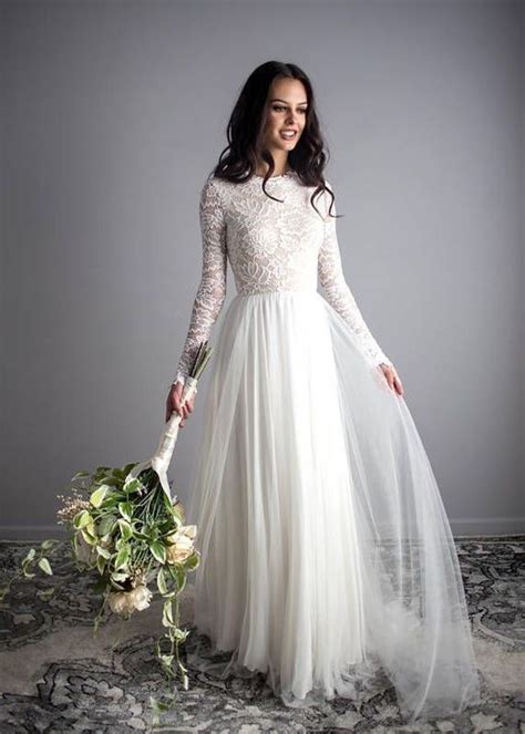 Stunning Long Sleeve Wedding Dresses Lace Bodice Chiffon Wedding Dress