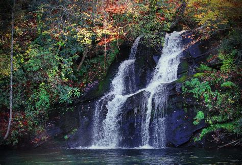 Stager falls on stager lake outflow creek. Waterfalls of Jocassee - Eclectic Sun Paddlesports @ Lake ...