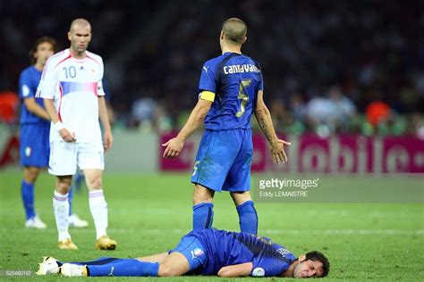 L'équipe d'italie de football participe à la coupe du monde de football 2006 organisée en allemagne. Zinedine Zidane (France) during the final of the 2006 FIFA ...