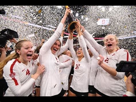 Stanford Women S Volleyball Celebrates Second Ncaa Title In Three Years After Knocking Off