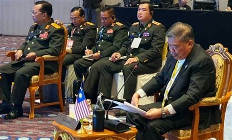 The federal government of malaysia. The Malaysia's Defence Minister Attending The 6th ADMM ...