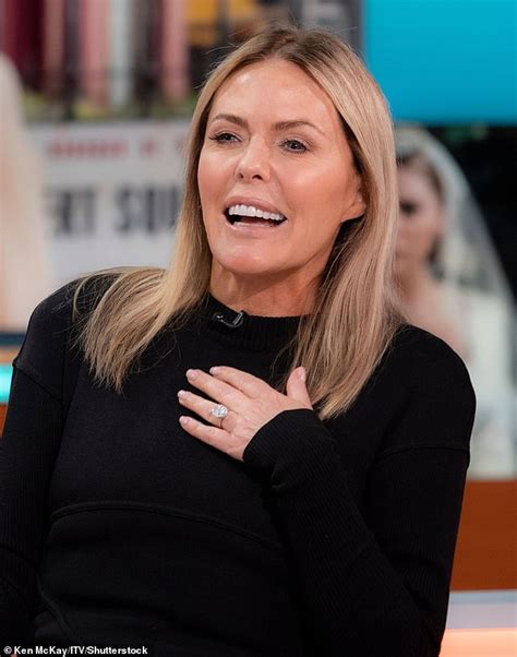 patsy kensit 55 shows off her toned figure in pink bikini as she bids farewell to the maldives