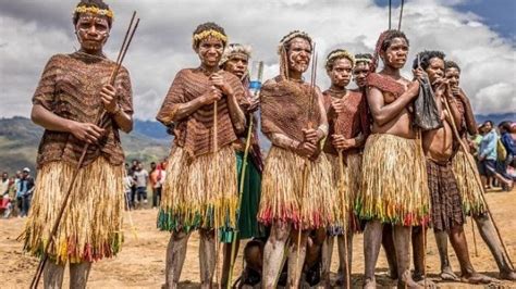 Aturan Pakaian Adat Papua Dan Filosofi Di Baliknya