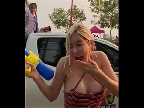 Dj Soda Hot Molhadinha Senos Mostrando Desnudos Filtrados En Bit Ly