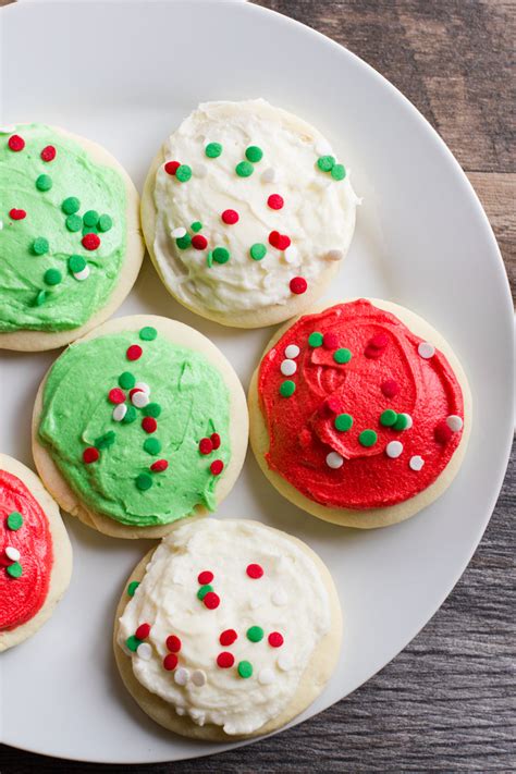 Everybody will be delighted by their look and taste. 25+ Easy Christmas Sugar Cookies - Recipes & Decorating ...