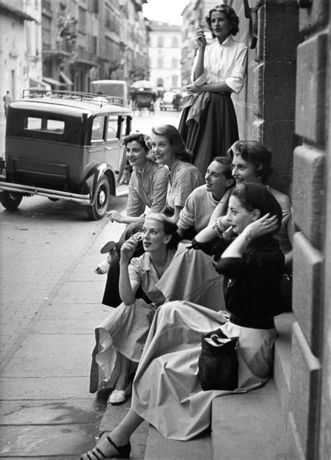 Fashion Models In Florence August 1951 Photo Milton Greene Mode