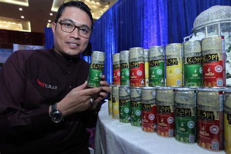 Kopi pak belalang mengandung 5 bahan utama. Kopi Pak Belalang RTD coffee marks debut | Mini Me Insights
