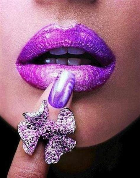 Purple Stuff Kiss Purple Stuff Purple Lips Beautiful Lips Purple