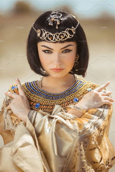 Pin By Ale Raquel On Egypcian Photoshoot Fashion Makeup Women