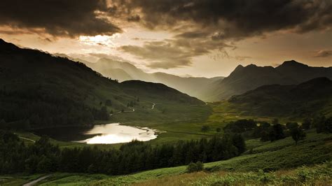 Información práctica para viajar al parque nacional del distrito de los lagos, en inglaterra, y no perderte sus lugares imprescindibles: Distrito de los Lagos - Inglaterra - Around